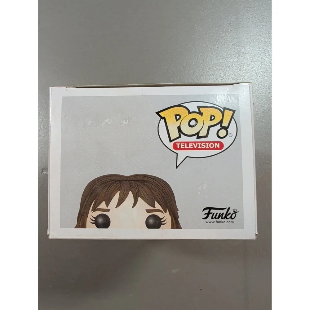 Funko Pop Stranger Things Joyce Byers Vinyl‎ Figure 550 Netflix Original Series